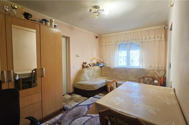 Apartament 2 camere de vanzare MICRO 14 - Satu Mare anunturi imobiliare Satu Mare