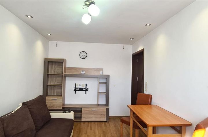 Apartament 3 camere de vanzare TIGLARI - Sibiu anunturi imobiliare Sibiu