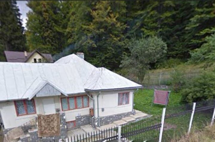 Casă - 5 camere de vanzare BUSTENI - Prahova anunturi imobiliare Prahova