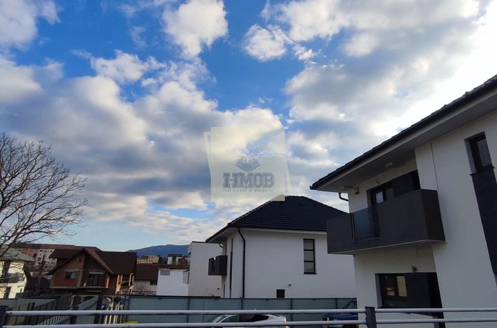 Vilă - 5 camere de vanzare EXTERIOR SUD - Sibiu anunturi imobiliare Sibiu