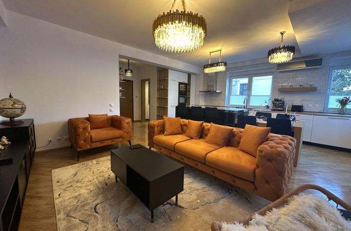 Apartament 3 camere de inchiriat KISELEFF - Bucuresti anunturi imobiliare Bucuresti