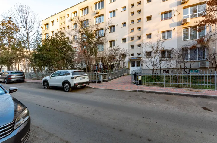 Apartament 4 camere de vanzare TITAN - Bucuresti anunturi imobiliare Bucuresti