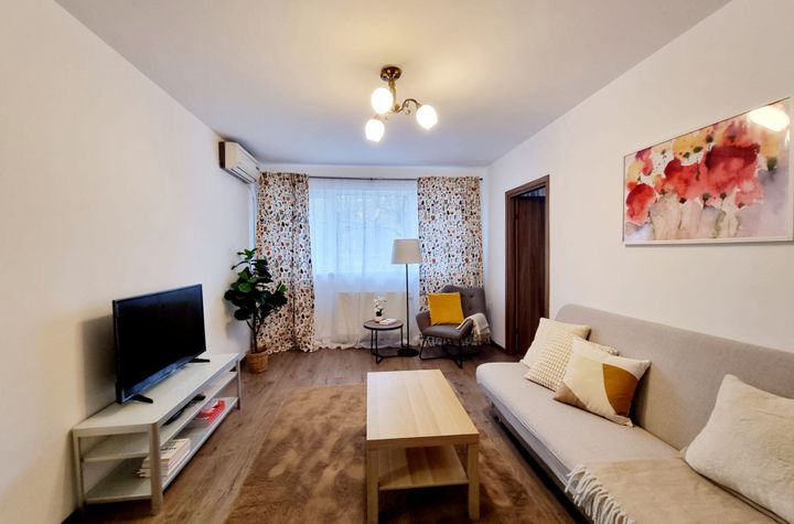 Apartament 3 camere de vanzare CALEA VICTORIEI - Bucuresti anunturi imobiliare Bucuresti