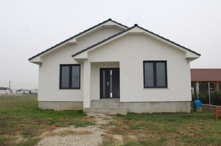 Casă - 4 camere de vanzare OSORHEI - Bihor anunturi imobiliare Bihor