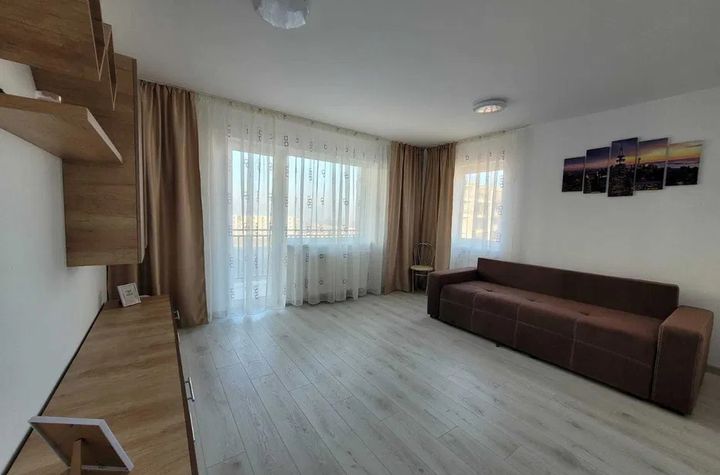 Apartament 3 camere de inchiriat TRACTORU - Brasov anunturi imobiliare Brasov