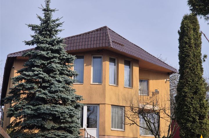 Vilă - 4 camere de vanzare CENTRAL - Brasov anunturi imobiliare Brasov