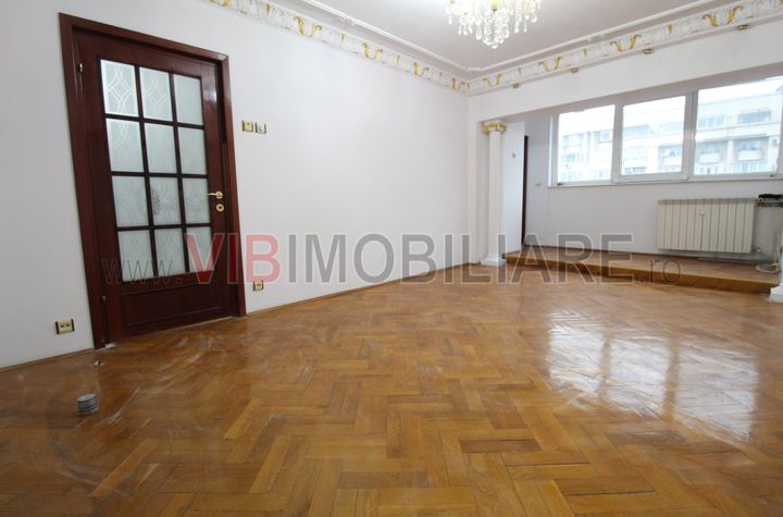 Apartament 3 camere de vanzare DECEBAL - Bucuresti anunturi imobiliare Bucuresti