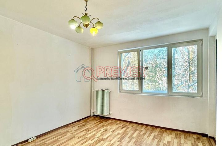 Apartament 3 camere de vanzare BERCENI - Bucuresti anunturi imobiliare Bucuresti