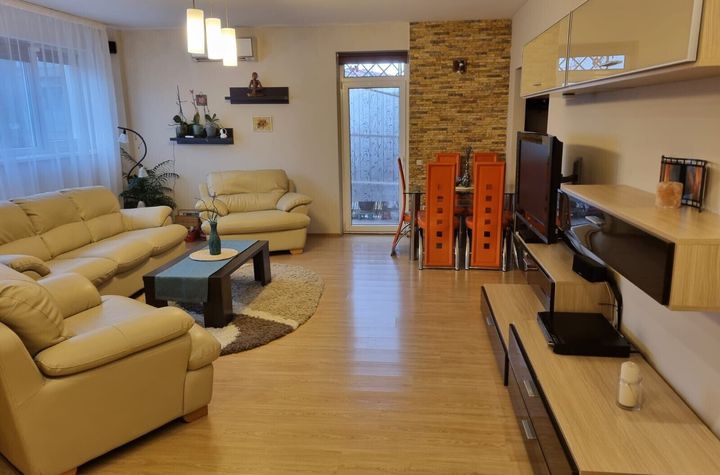 Apartament 3 camere de vanzare BUNA ZIUA - Cluj anunturi imobiliare Cluj