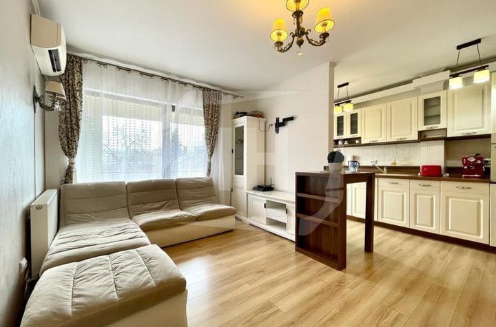 Apartament 3 camere de vanzare CLUJ-NAPOCA - Cluj anunturi imobiliare Cluj