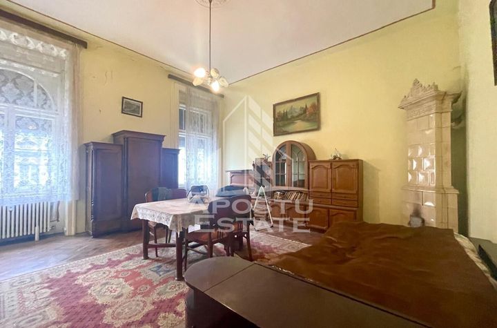 Apartament 3 camere de vanzare ULTRACENTRAL - Arad anunturi imobiliare Arad