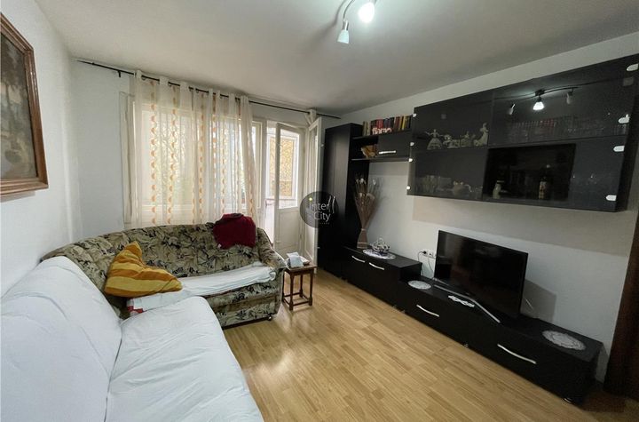 Apartament 4 camere de vanzare TATARASI - Iasi anunturi imobiliare Iasi