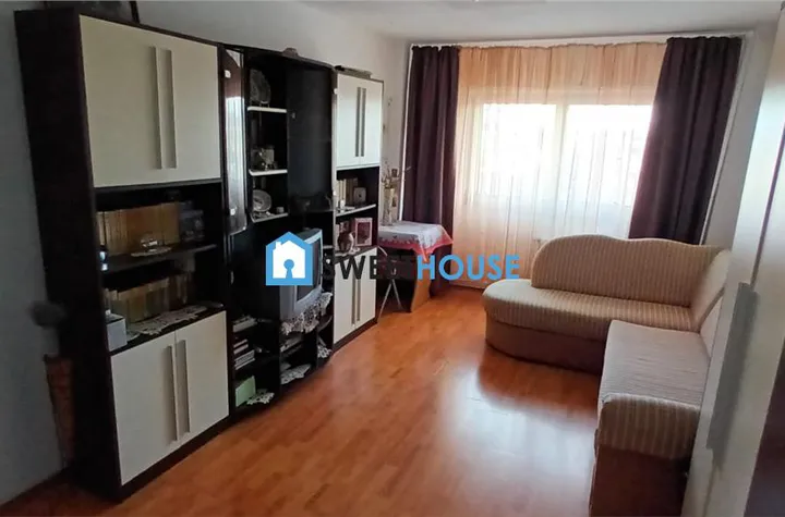 Apartament 2 camere de vanzare TRACTORUL - Brasov anunturi imobiliare Brasov