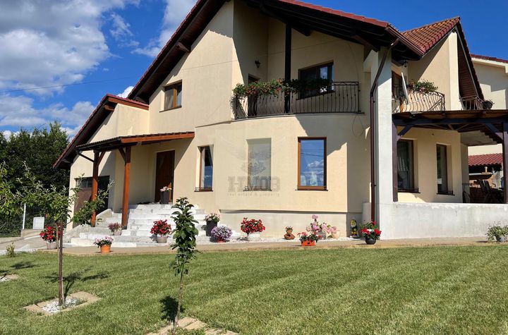 Casă - 4 camere de vanzare SURA MARE - Sibiu anunturi imobiliare Sibiu