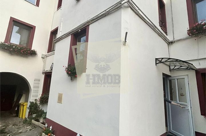 Apartament 4 camere de vanzare CENTRUL ISTORIC - Sibiu anunturi imobiliare Sibiu