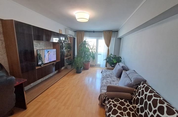 Apartament 3 camere de vanzare TITAN - Bucuresti anunturi imobiliare Bucuresti