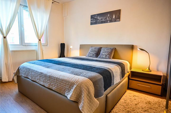 Apartament 4 camere de vanzare BARTOLOMEU - Brasov anunturi imobiliare Brasov