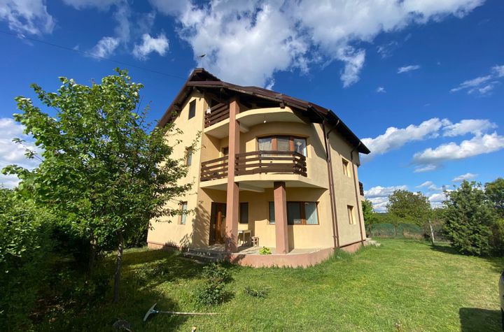 Vilă - 4 camere de vanzare MARACINENI - Arges anunturi imobiliare Arges