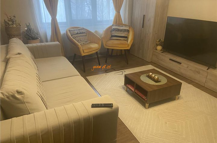 Apartament 3 camere de vanzare NORD - Vrancea anunturi imobiliare Vrancea