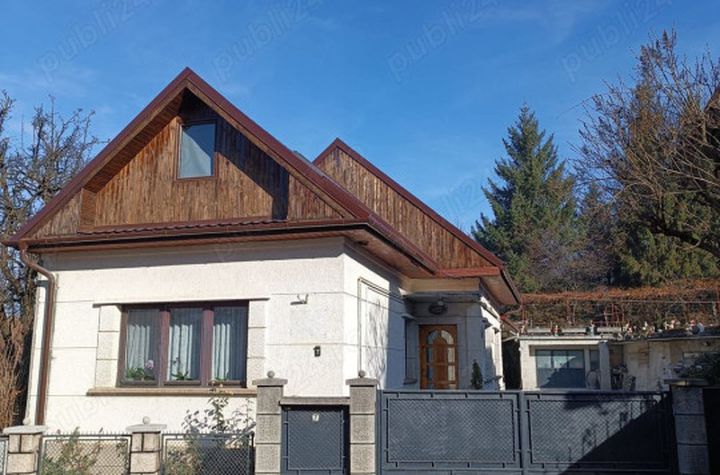 Casă - 4 camere de vanzare BRASOV - Brasov anunturi imobiliare Brasov