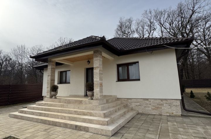 Casă - 3 camere de vanzare SIBIU - Sibiu anunturi imobiliare Sibiu