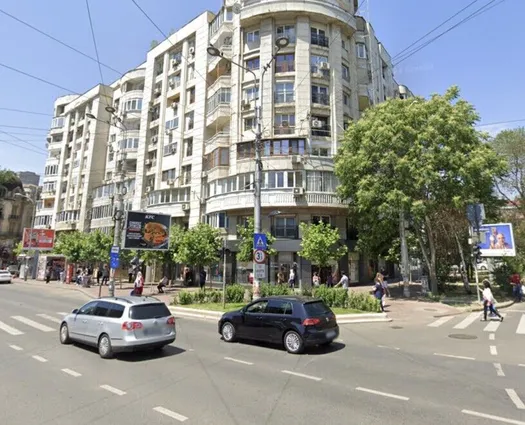 Spațiu comercial P-ta Unirii, 146 mp