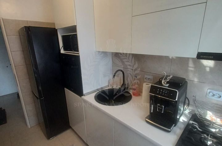 Apartament 2 camere de vanzare CAMELIEI - Prahova anunturi imobiliare Prahova