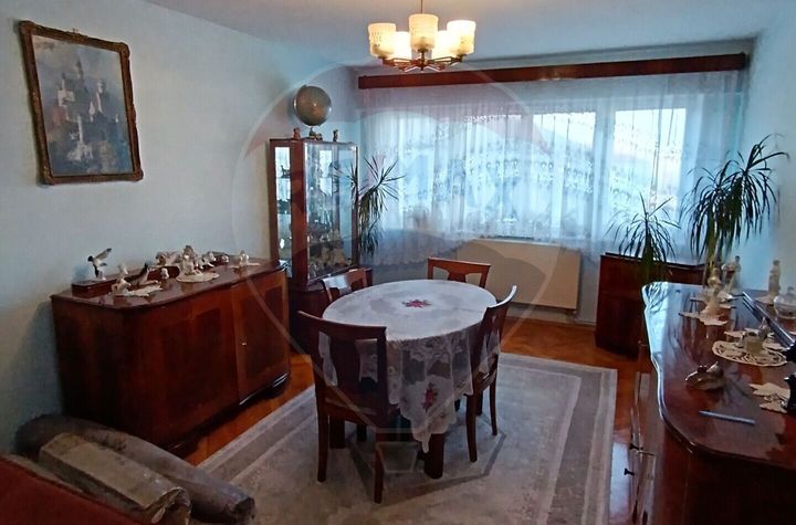 Apartament 2 camere de inchiriat MIHAI VITEAZUL - Sibiu anunturi imobiliare Sibiu