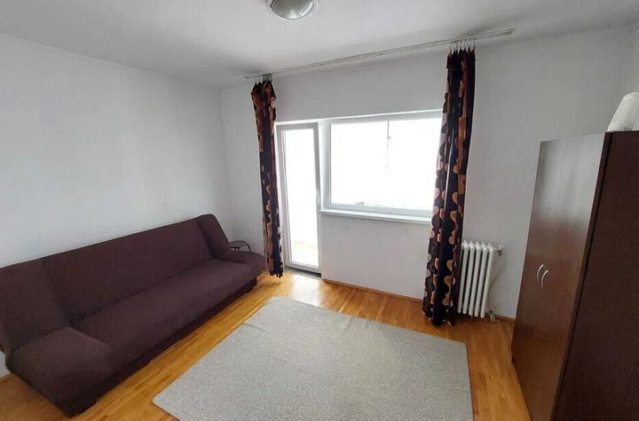 Apartament 4 camere de vanzare MARASTI - Cluj anunturi imobiliare Cluj