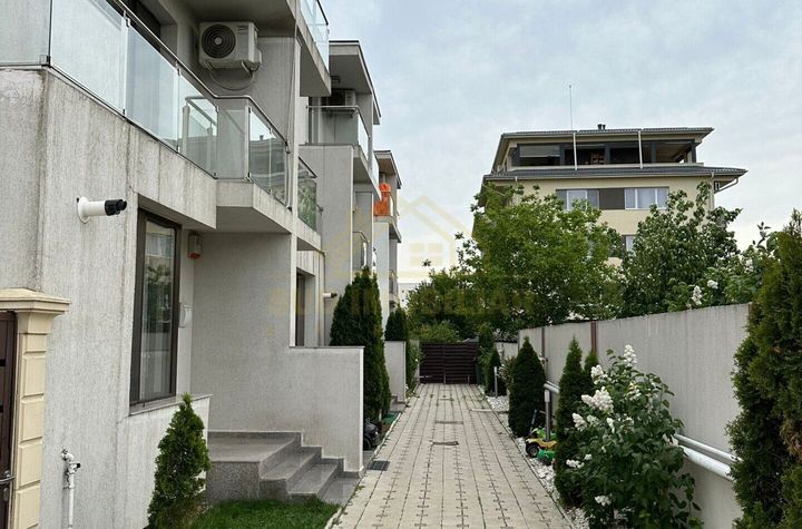 Vilă - 4 camere de vanzare POPESTI-LEORDENI - Bucuresti anunturi imobiliare Bucuresti