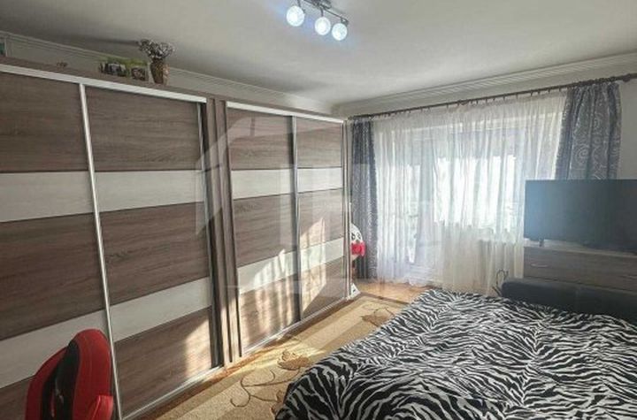 Apartament 3 camere de vanzare CLUJ-NAPOCA - Cluj anunturi imobiliare Cluj