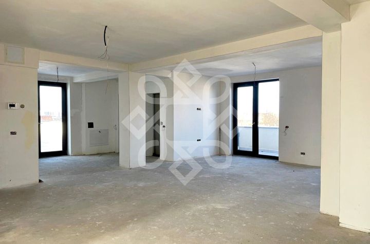 Apartament 3 camere de vanzare ULTRACENTRAL - Bihor anunturi imobiliare Bihor