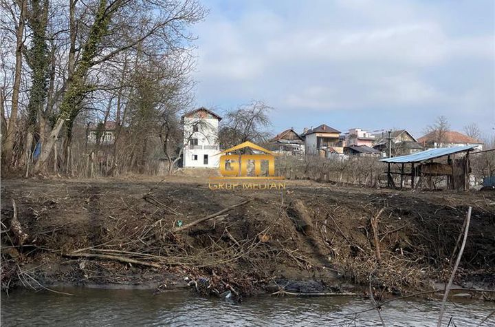 Vilă - 9 camere de vanzare BUJORENI - Valcea anunturi imobiliare Valcea