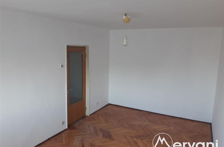 Apartament 2 camere de vanzare VEST-CANTACUZINO - Prahova anunturi imobiliare Prahova