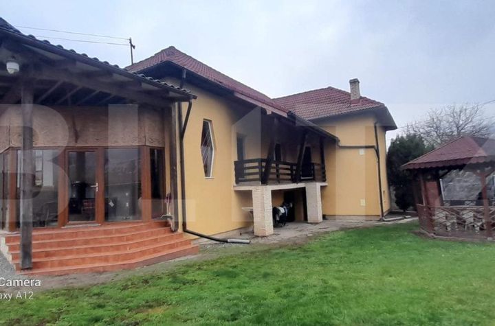 Casă - 4 camere de vanzare ALBA IULIA - Alba anunturi imobiliare Alba