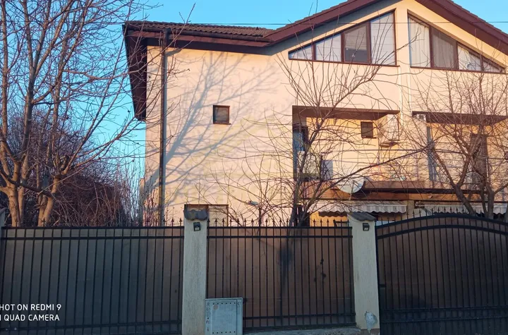 Vilă - 5 camere de vanzare POPESTI-LEORDENI - Bucuresti anunturi imobiliare Bucuresti