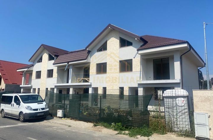 Vilă - 4 camere de vanzare BERCENI - Bucuresti anunturi imobiliare Bucuresti