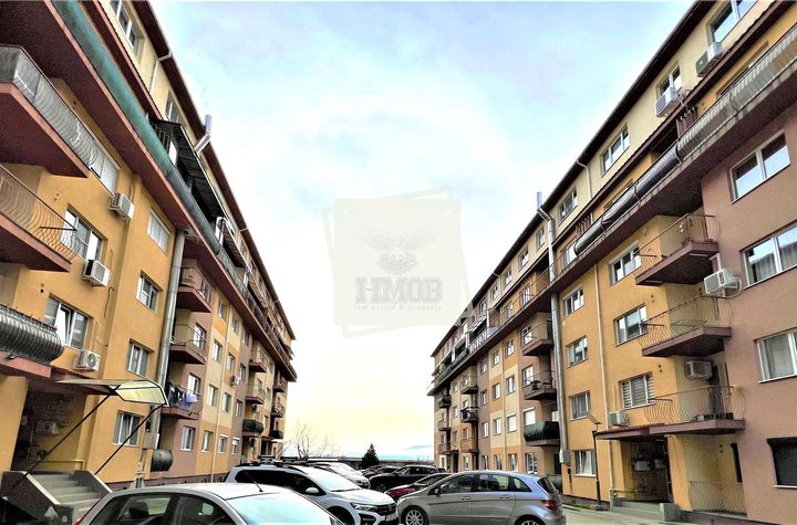 Apartament 3 camere de vanzare CENTRAL - Sibiu anunturi imobiliare Sibiu