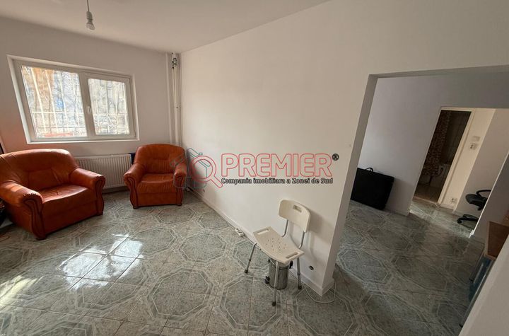 Apartament 4 camere de vanzare PIATA SUDULUI - Bucuresti anunturi imobiliare Bucuresti