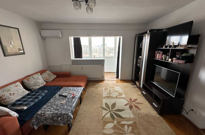 Apartament 3 camere de vanzare COMPLEX STUDENTESC - Timis anunturi imobiliare Timis