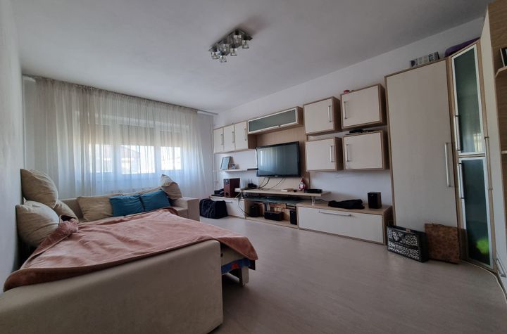 Apartament 2 camere de vanzare BACAU - Bacau anunturi imobiliare Bacau