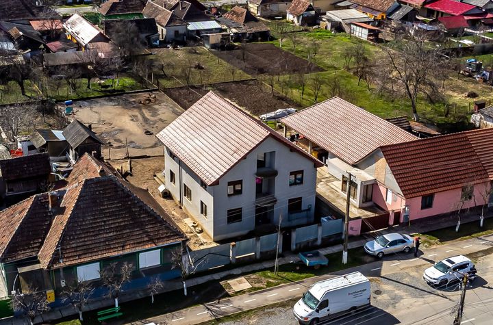 Vilă - 6 camere de vanzare CENTRAL - Arad anunturi imobiliare Arad