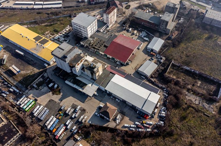 Spațiu industrial de vanzare AUREL VLAICU - Arad anunturi imobiliare Arad