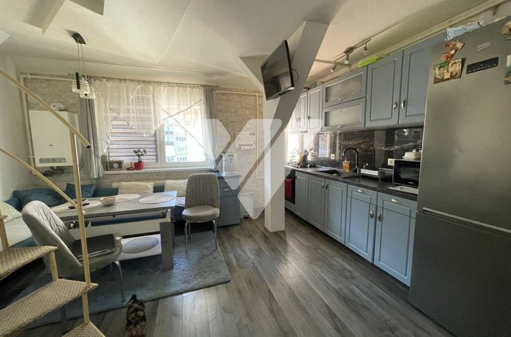 Apartament 3 camere de vanzare SIBIU - Sibiu anunturi imobiliare Sibiu