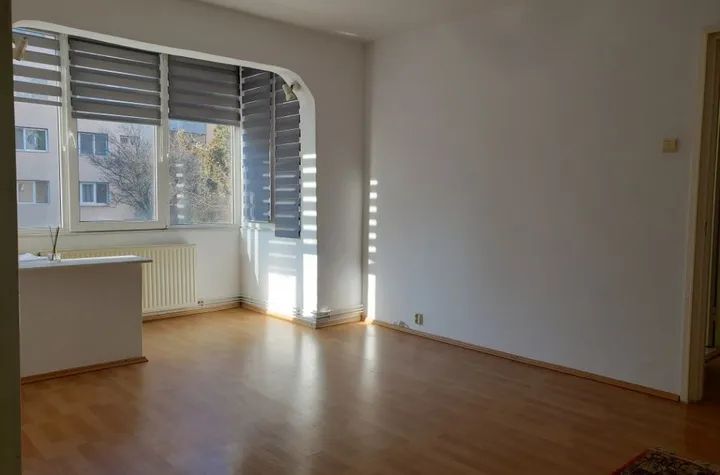 Apartament 2 camere de vanzare GARII - Brasov anunturi imobiliare Brasov