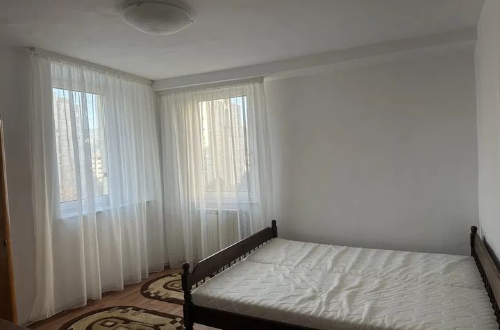 Apartament 3 camere de inchiriat GRIVITEI - Brasov anunturi imobiliare Brasov