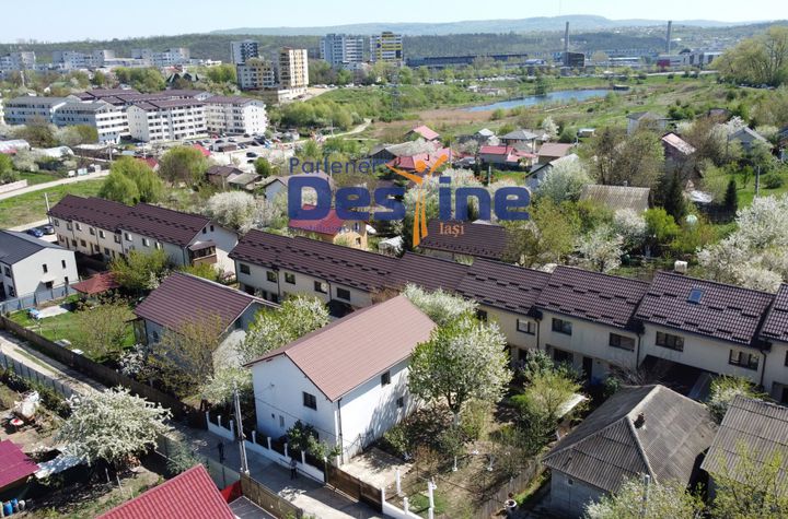 Vilă - 5 camere de vanzare VALEA ADANCA - Iasi anunturi imobiliare Iasi