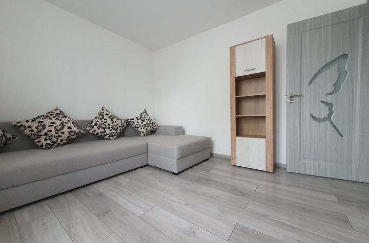 Apartament 2 camere de vanzare FLORESTI - Cluj anunturi imobiliare Cluj