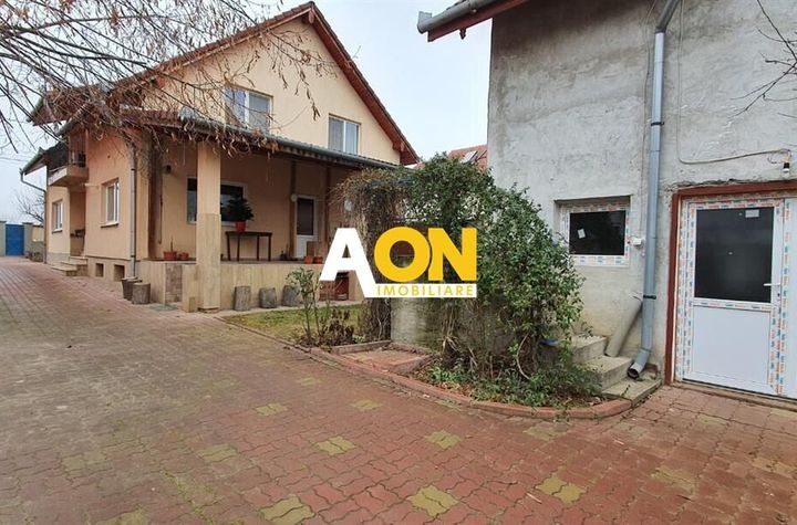 Casă - 9 camere de vanzare AMPOI 3 - Alba anunturi imobiliare Alba