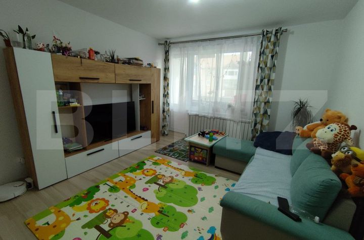 Apartament 3 camere de vanzare CUGIR - Alba anunturi imobiliare Alba